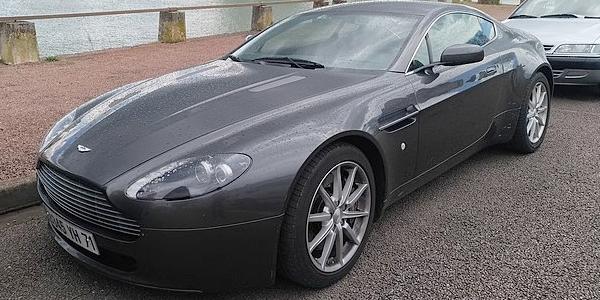 Aston Martin Vantage