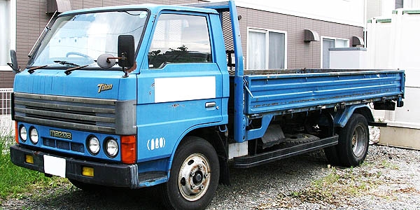 Mazda Titan